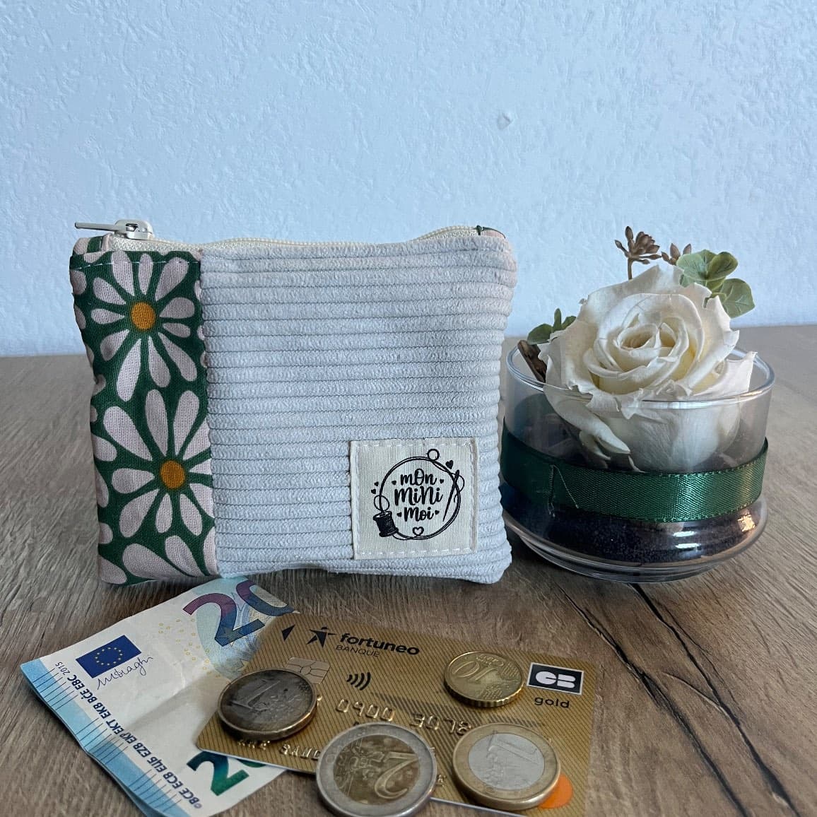 Porte-monnaie zippé en velours côtelé et tissu fleuri